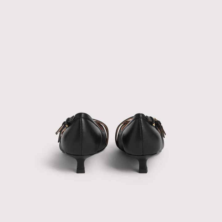 Coccinelle Spitz zulaufende Kitten-Heel-Pumps in Schwarz