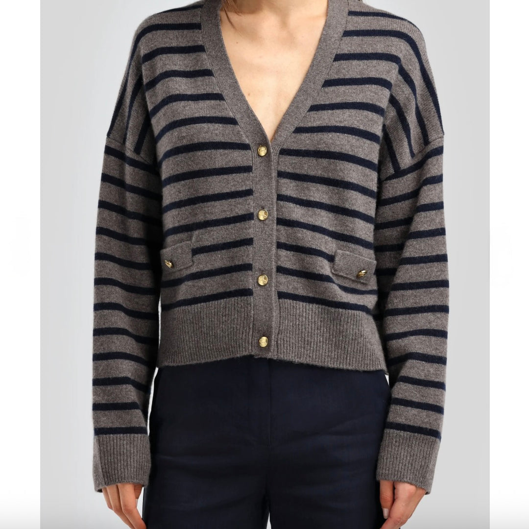 Ladneri Cardigan in Nougat/Dark Navy
