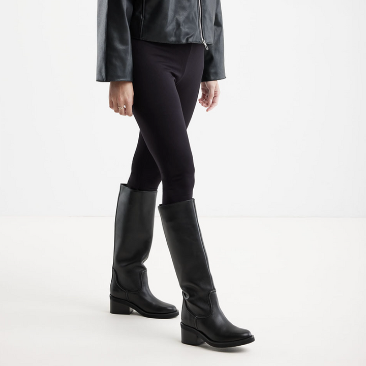 Nubikk Stiefel in Schwarz