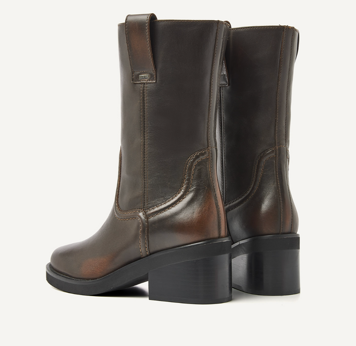 Nubikk Stiefel in Braun