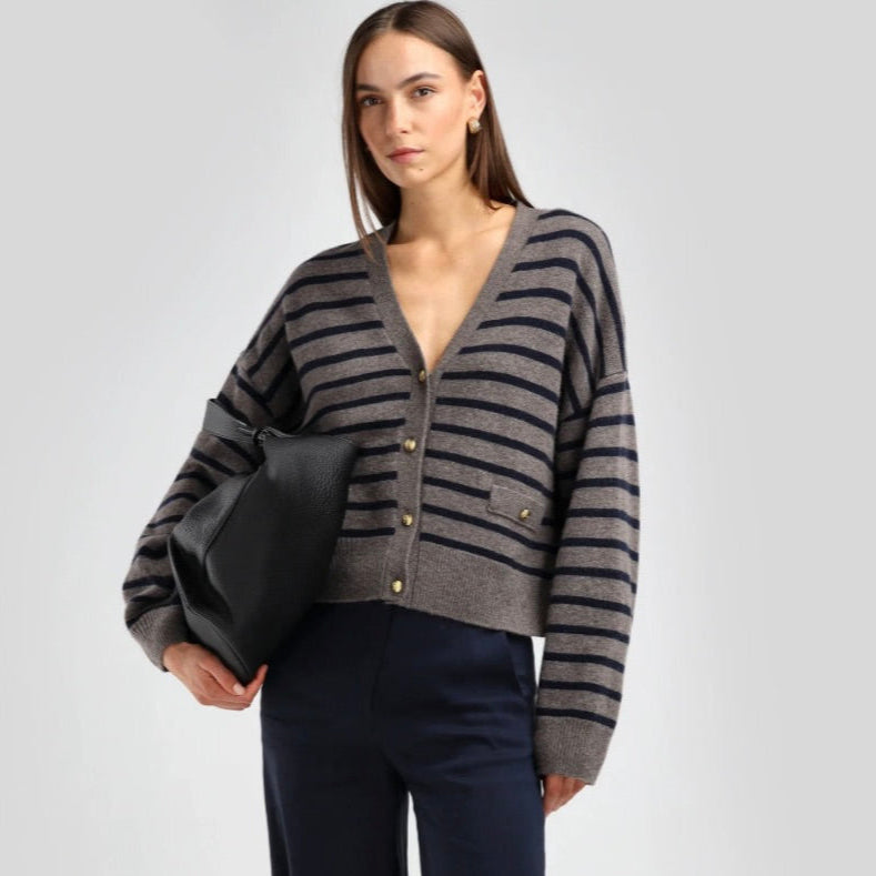 Ladneri Cardigan in Nougat/Dark Navy