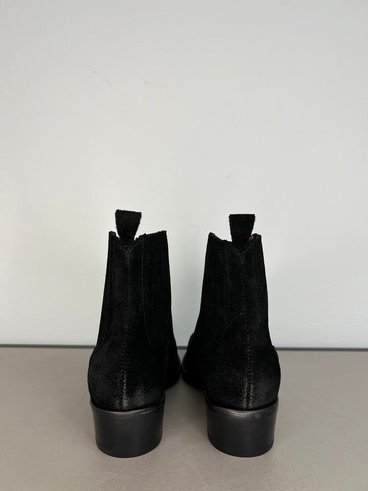 Ankle Boots in schwarz aus Stoff
