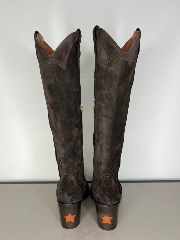 Stiefel aus Leder
