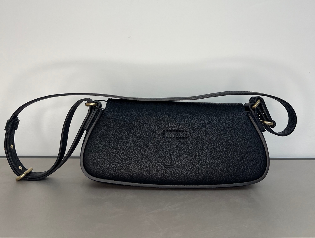 Bean Handtasche in schwarz