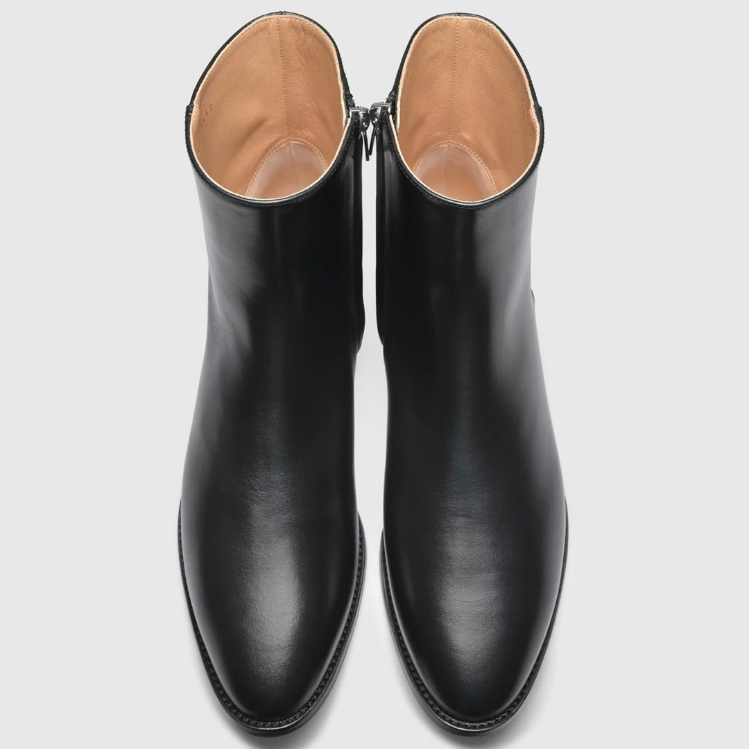 Unützer Stiefeletten in Schwarz